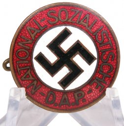 RZM № 25 1933-35 NSDAP member badge