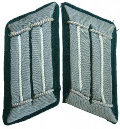 Officer's collar tabs for the Wehrmacht tunic - Infantry