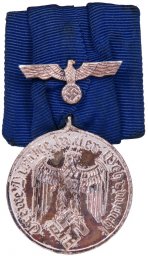 4 years of the service in the Wehrmacht on the medal bar