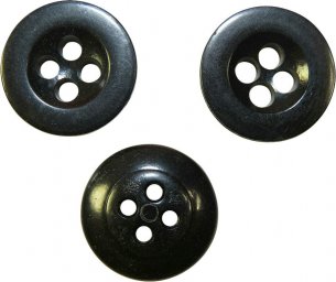 Medium size button for trousers and Panzer tunics, black. 17 mm