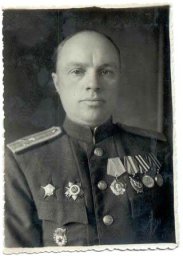 Soviet colonel with high decorations photo -Germany