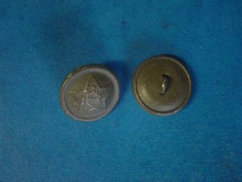 WW2 18 mm late war aluminum field button for shoulder straps