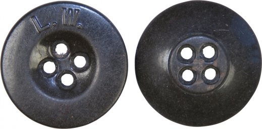 Luftwaffe 18 mm button for uniforms and equipment. L.W marked