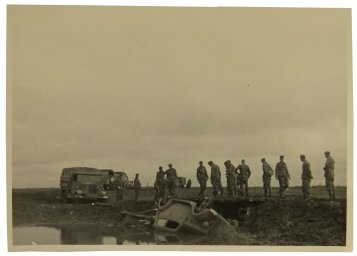 Wehrmacht stuff car crash on the eastern front