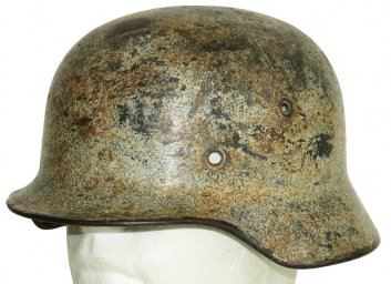 Wehrmacht steel helmet M40 in winter camouflage ET 62