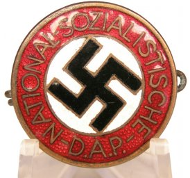 The first type of NSDAP membership badge, E. Schmidhaussler RZM M1/128