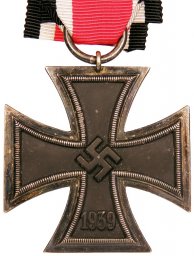 Iron Cross 2nd Class 1939 unmarked, unusually thick ribbon ring