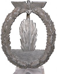 Kriegsmarine minesweeper badge - Rudolf Carnet