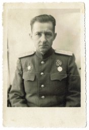 Estonian in RKKA. Captain Aleksander Plukk portrait photo