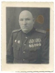 WW2 Soviet Russian Officer in rank colonel photo